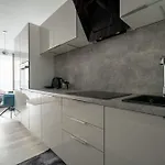 Apartly - Hanza Tower