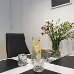 Apartly - Hanza Tower