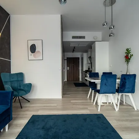 Apartly - Hanza Tower