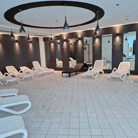 Apartly - Hanza Tower 아파트