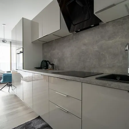 Apartly - Hanza Tower