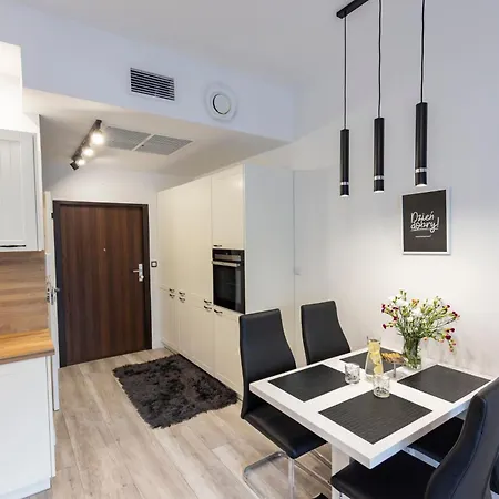 Apartly - Hanza Tower *