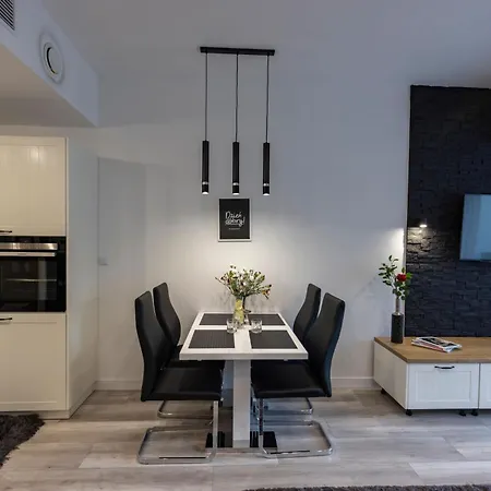 Apartly - Hanza Tower * Štetín
