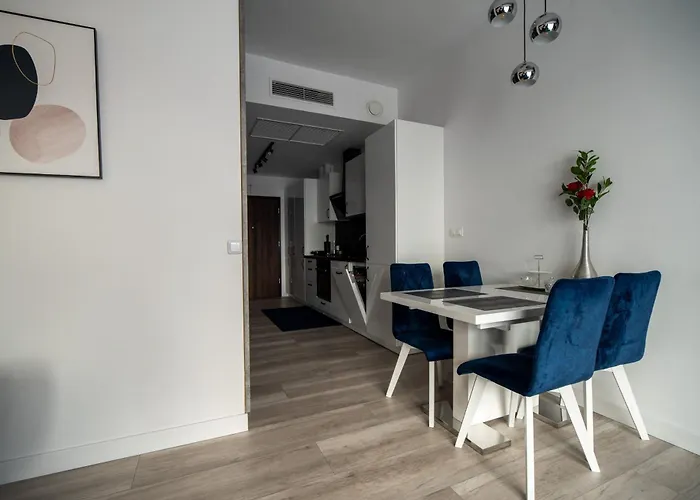 Apartly - Hanza Tower דירה שצ'צ'ין