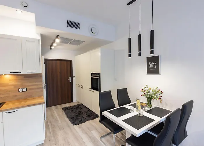 Apartly - Hanza Tower *