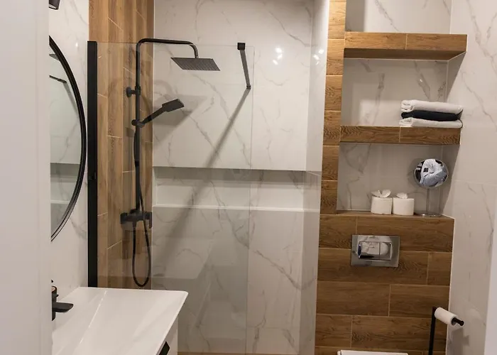 Apartly - Hanza Tower *